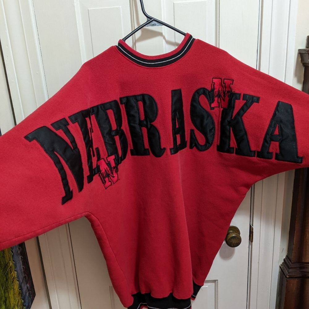 Vintage Legends Athletic Nebraska Huskies Spelled Out Embroidered Sweatshirt USA